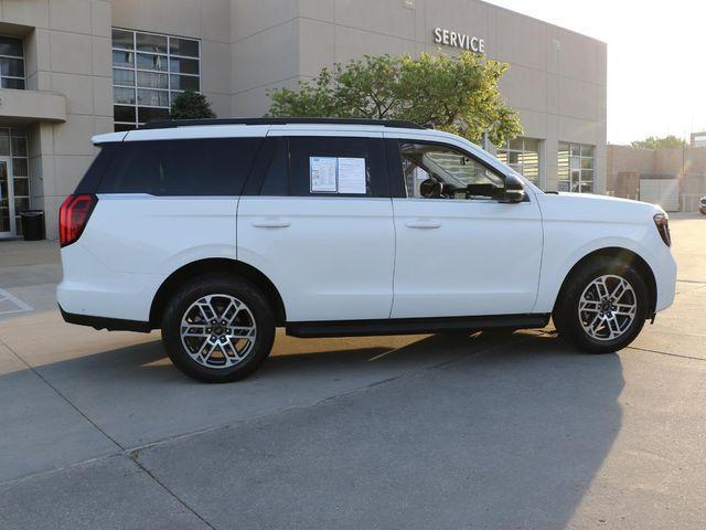 used 2025 Ford Expedition car, priced at $57,980