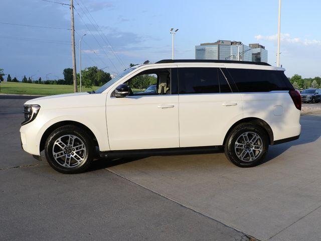 used 2025 Ford Expedition car, priced at $57,980