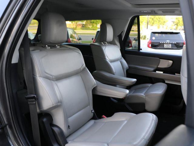 used 2025 Ford Expedition car, priced at $56,978