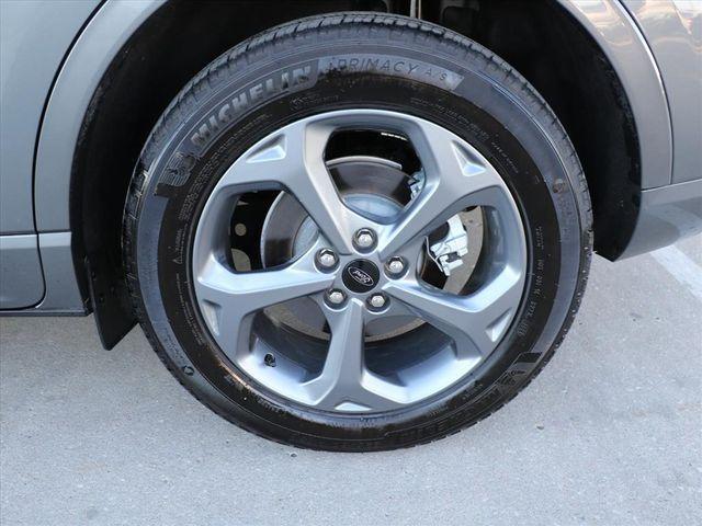 used 2024 Ford Escape car, priced at $25,977