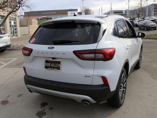 new 2026 Ford Escape car, priced at $31,524