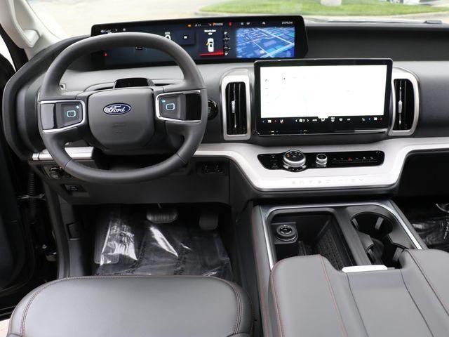 used 2025 Ford Expedition car, priced at $56,978