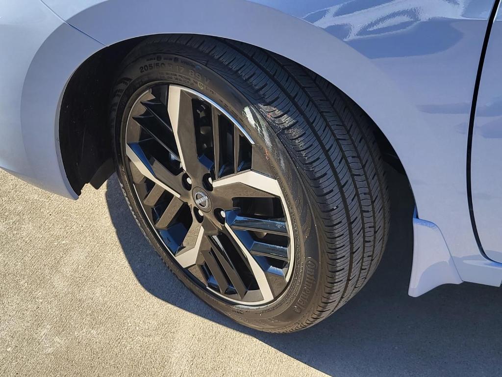 new 2025 Nissan Versa car, priced at $22,443