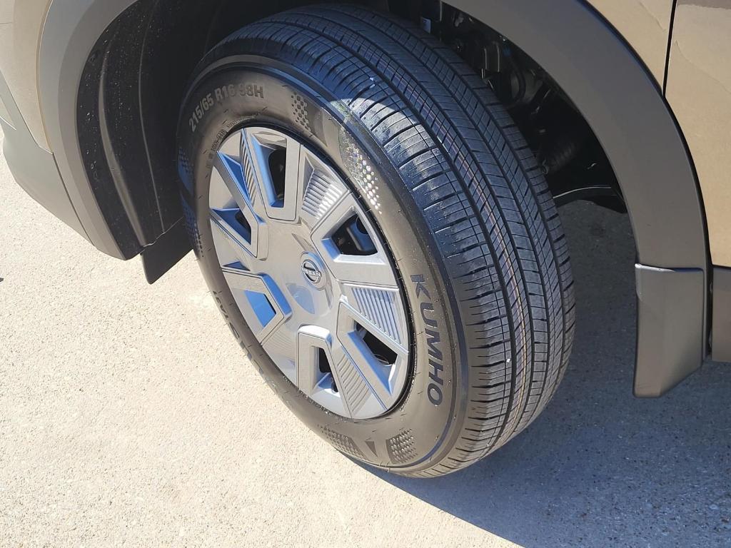 new 2026 Nissan Kicks car, priced at $24,455