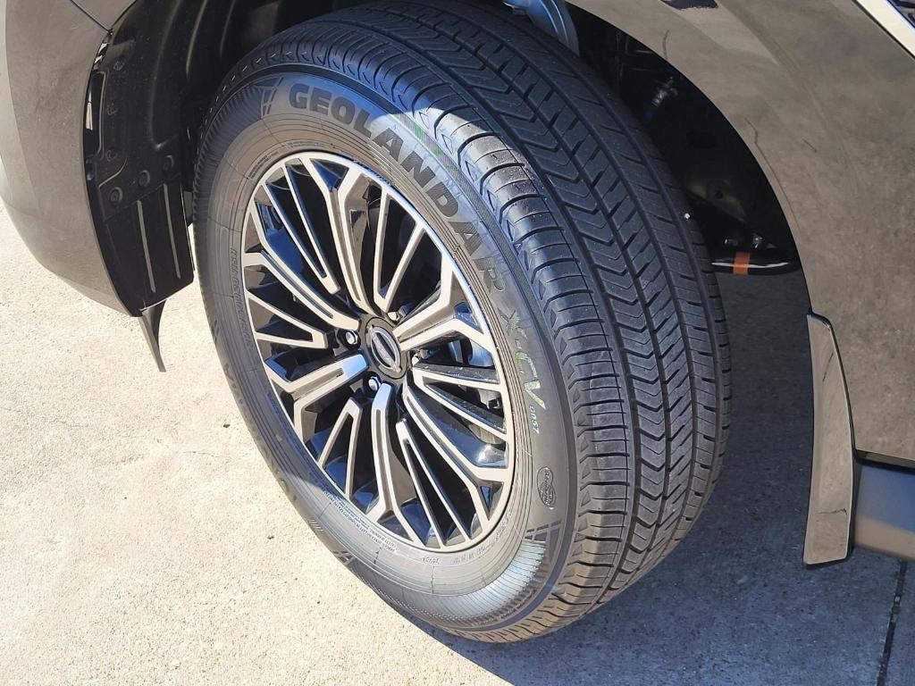 new 2026 Nissan Armada car, priced at $67,095