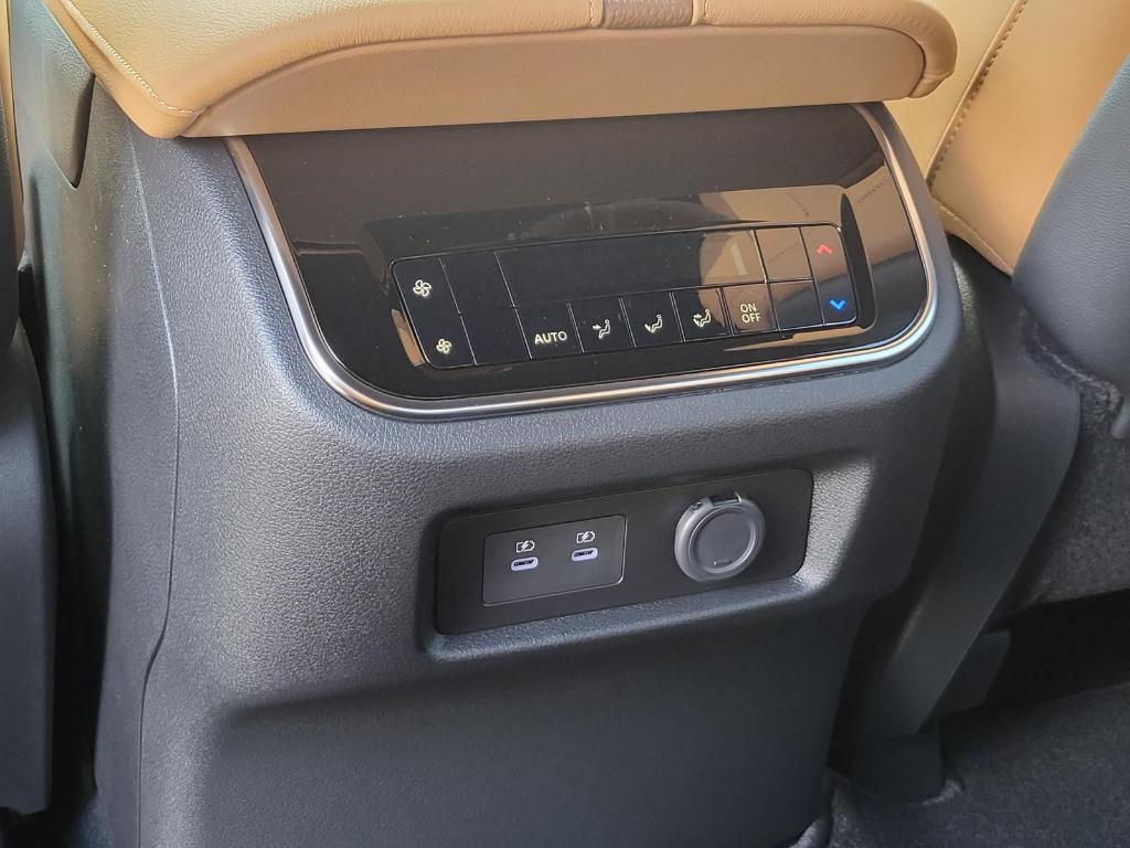 new 2026 Nissan Armada car, priced at $67,095