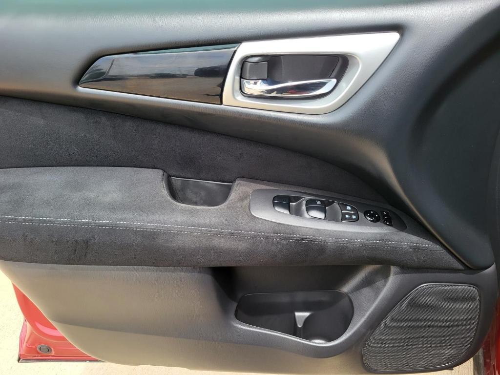 used 2016 Nissan Pathfinder car, priced at $12,743