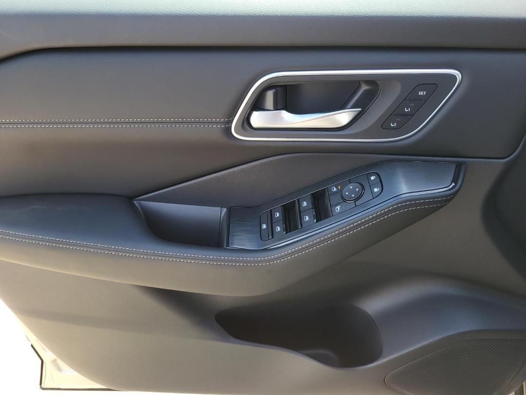new 2026 Nissan Rogue car, priced at $33,836