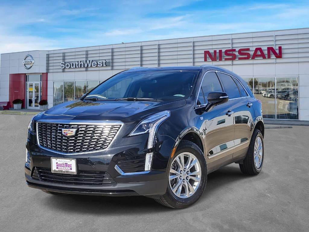 used 2021 Cadillac XT5 car, priced at $25,855