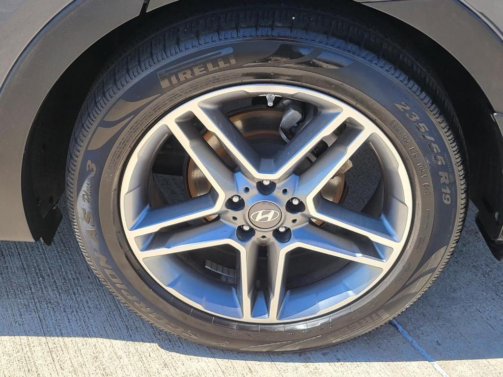 used 2019 Hyundai Santa Fe XL car, priced at $16,023