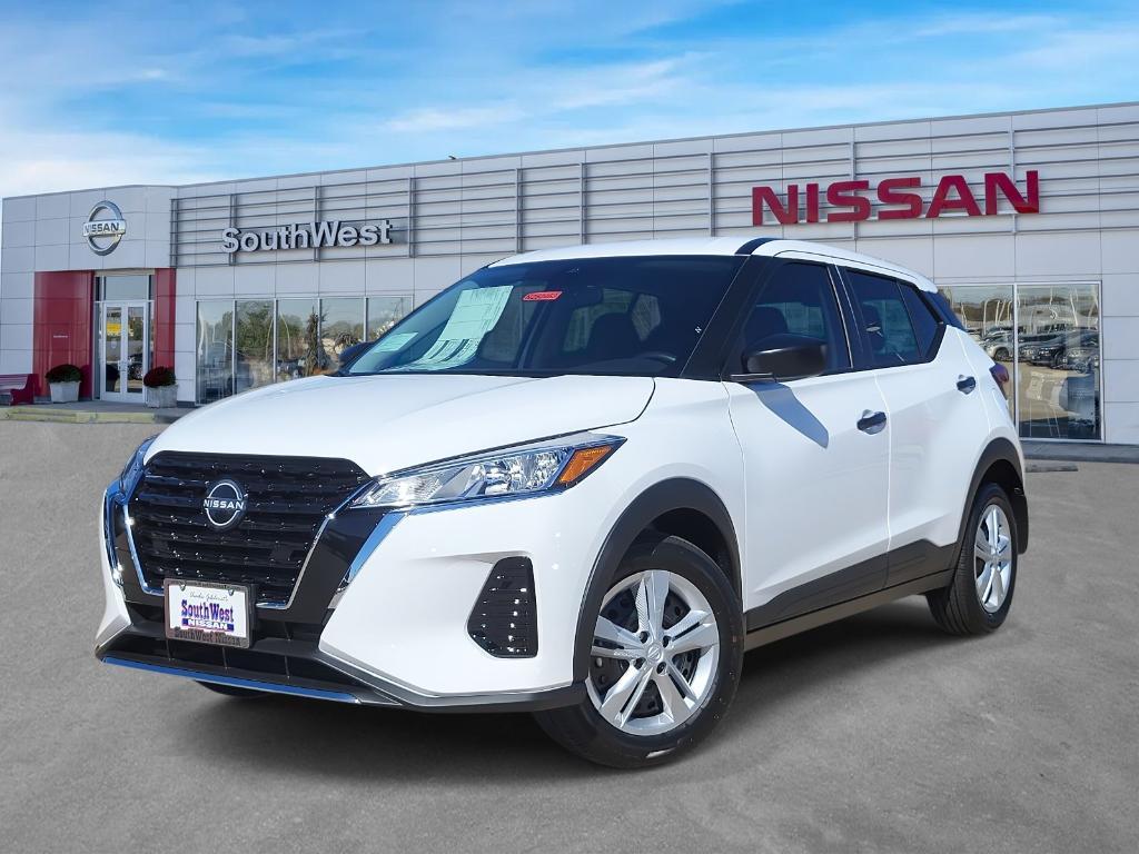 new 2025 Nissan Kicks Play car, priced at $19,902