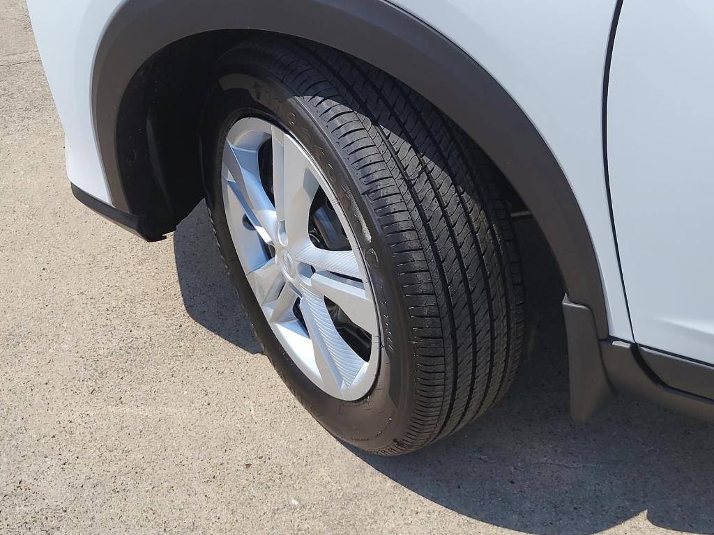 new 2025 Nissan Kicks Play car, priced at $23,119