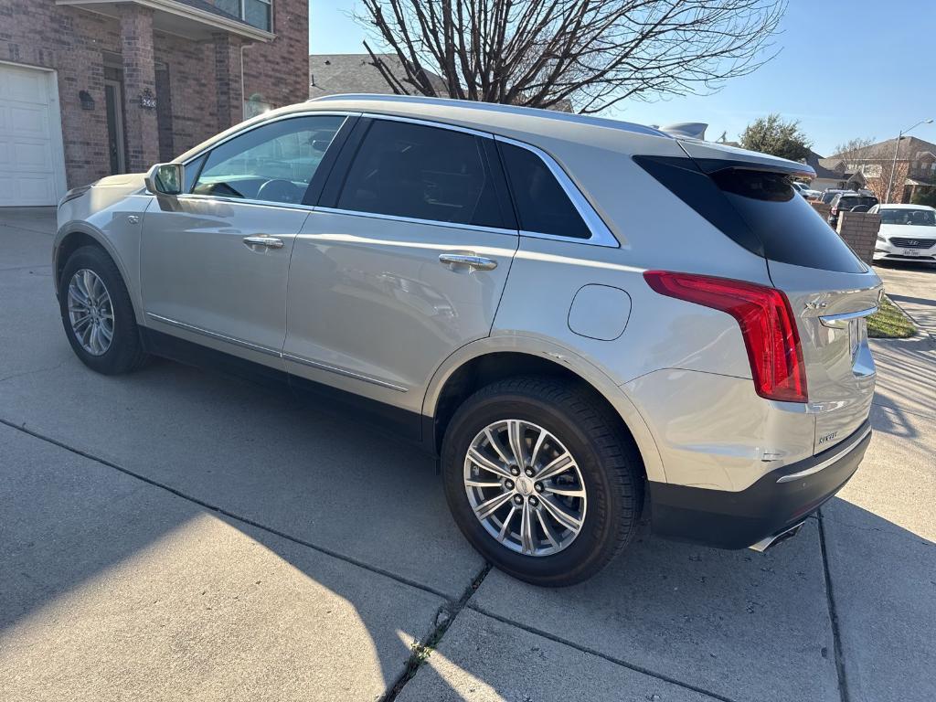 used 2017 Cadillac XT5 car, priced at $13,892