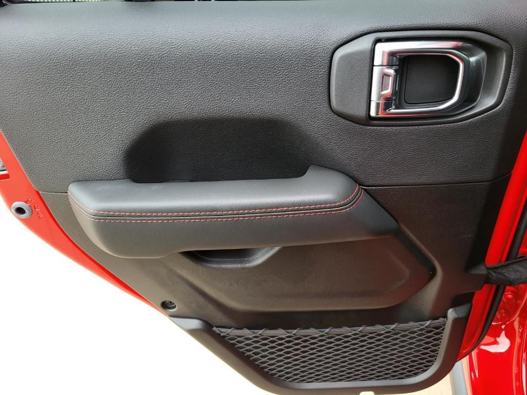 used 2025 Jeep Gladiator car, priced at $48,726