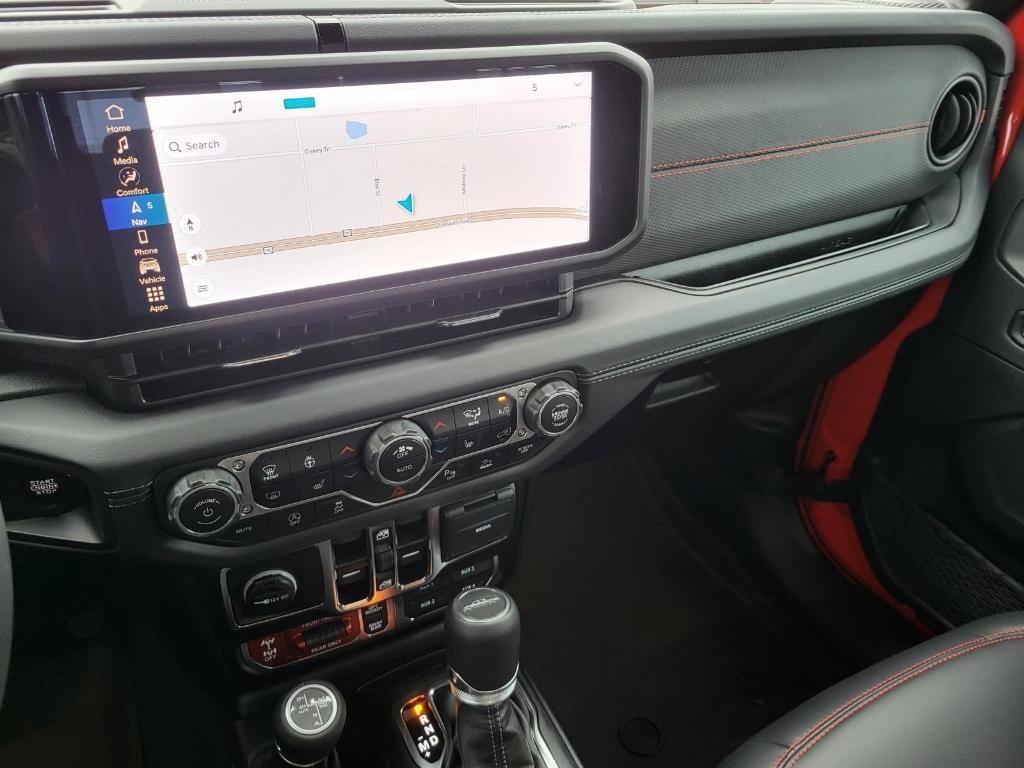 used 2025 Jeep Gladiator car, priced at $48,726