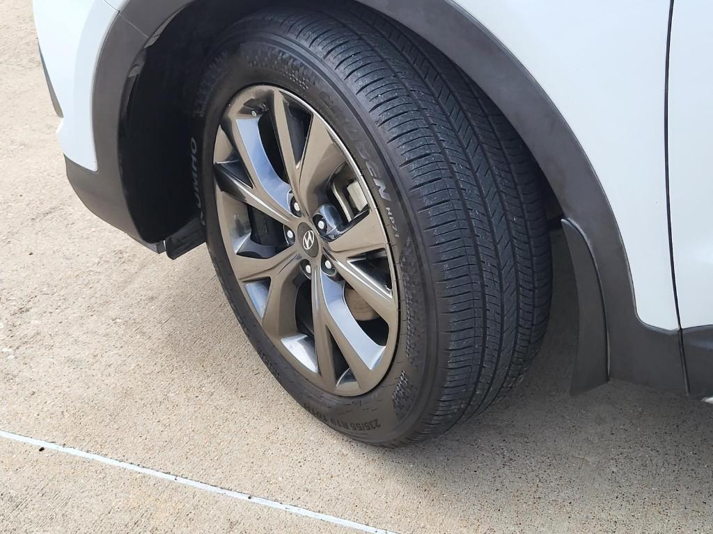 used 2018 Hyundai Santa Fe Sport car, priced at $15,599