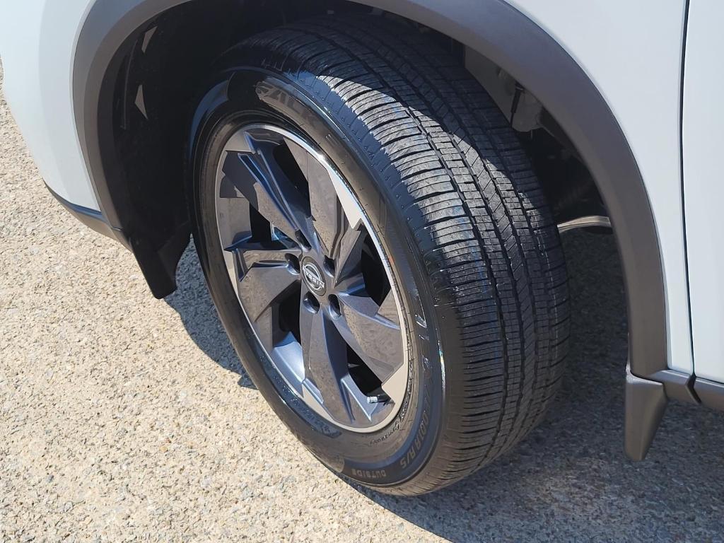 new 2026 Nissan Rogue car, priced at $26,272