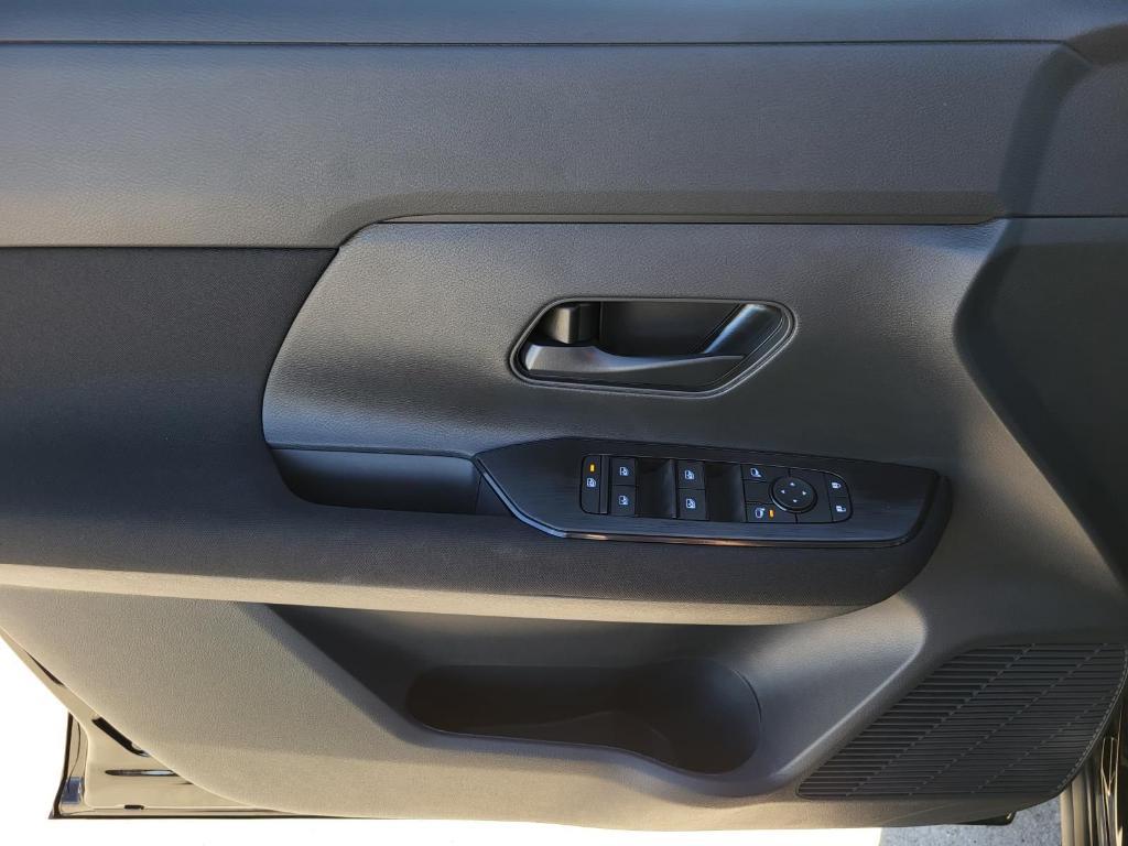 new 2026 Nissan Kicks car, priced at $24,072