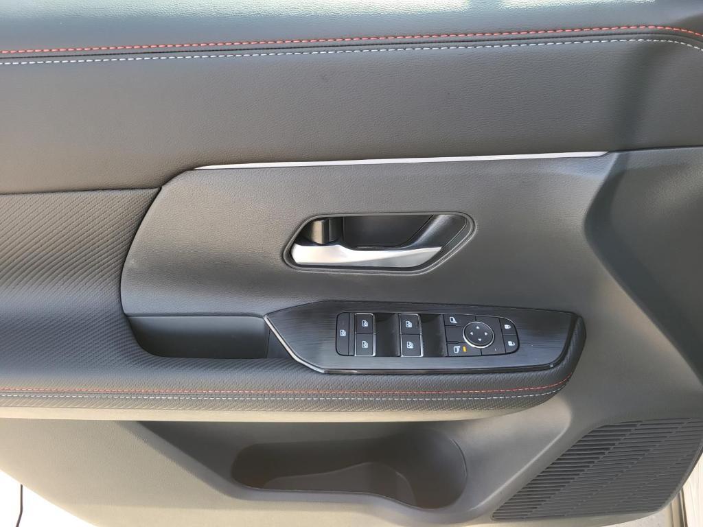 new 2026 Nissan Kicks car, priced at $26,404