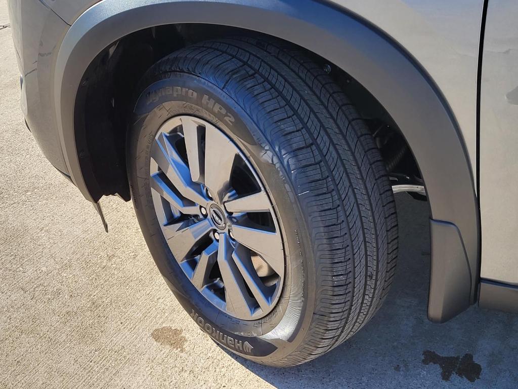 new 2025 Nissan Pathfinder car, priced at $27,980