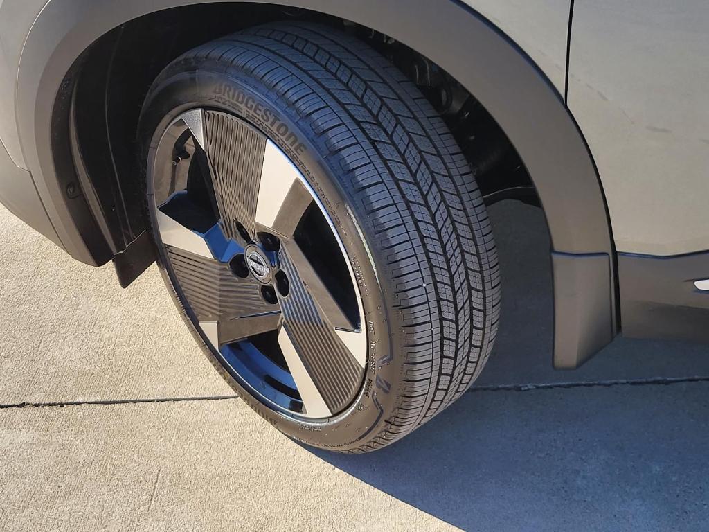 new 2026 Nissan Kicks car, priced at $30,650