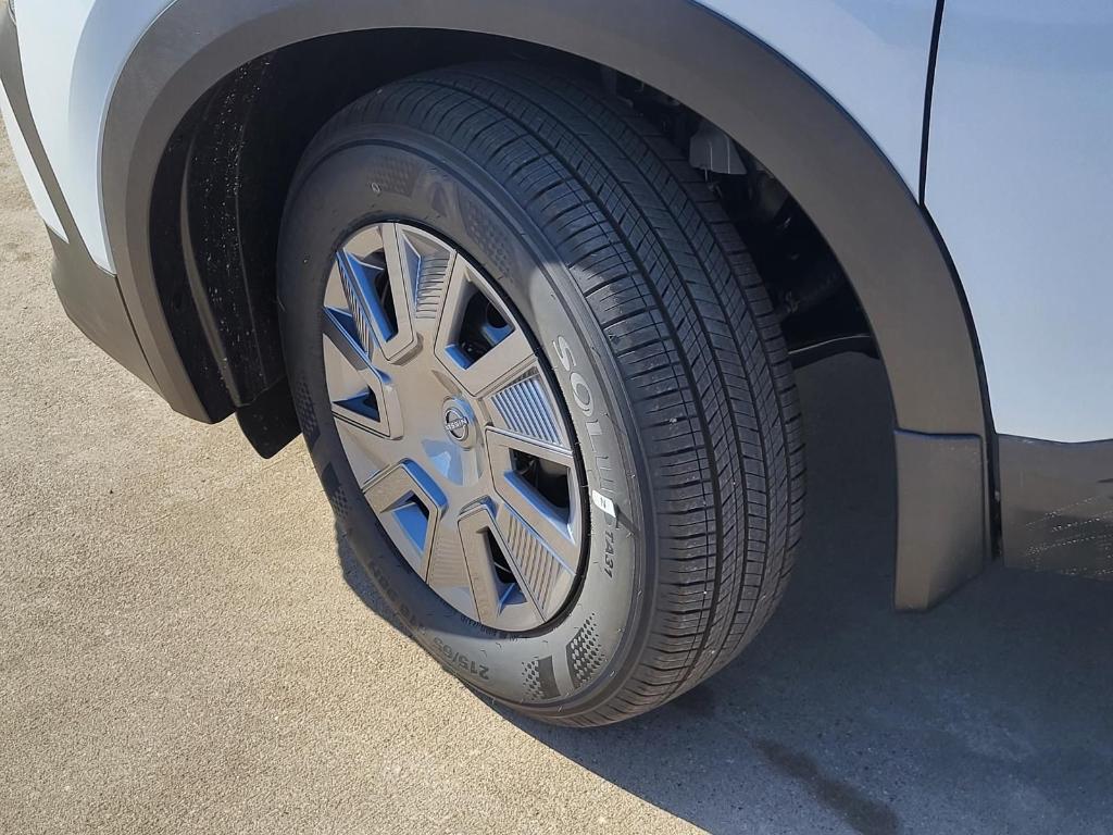 new 2026 Nissan Kicks car, priced at $24,072