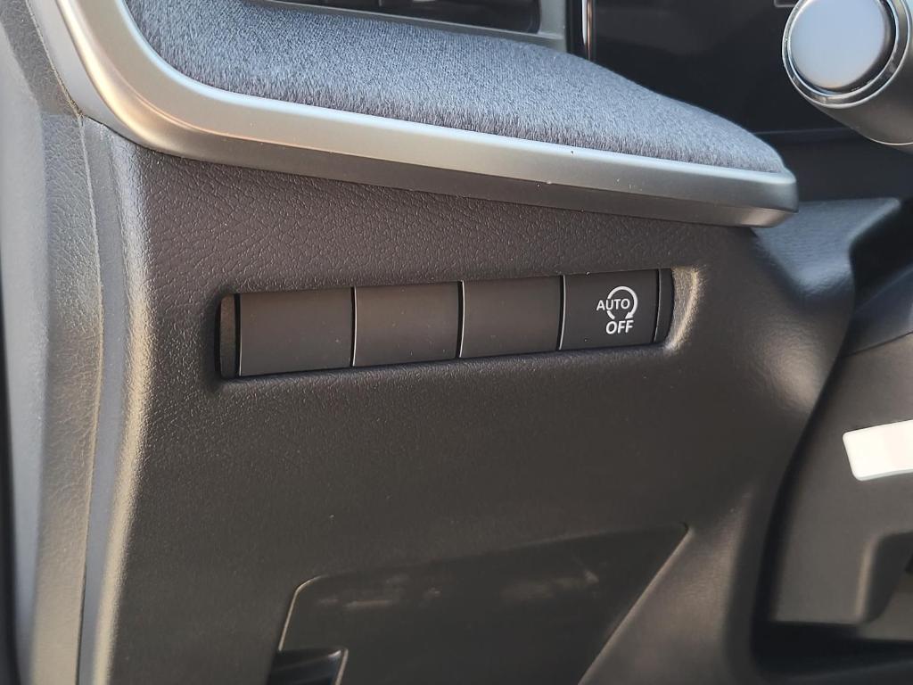 new 2026 Nissan Kicks car, priced at $24,072