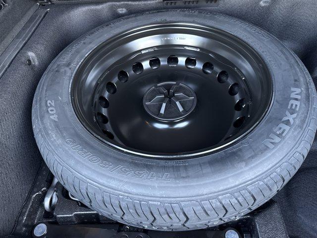 new 2026 Mercedes-Benz GLE 450 car, priced at $80,499