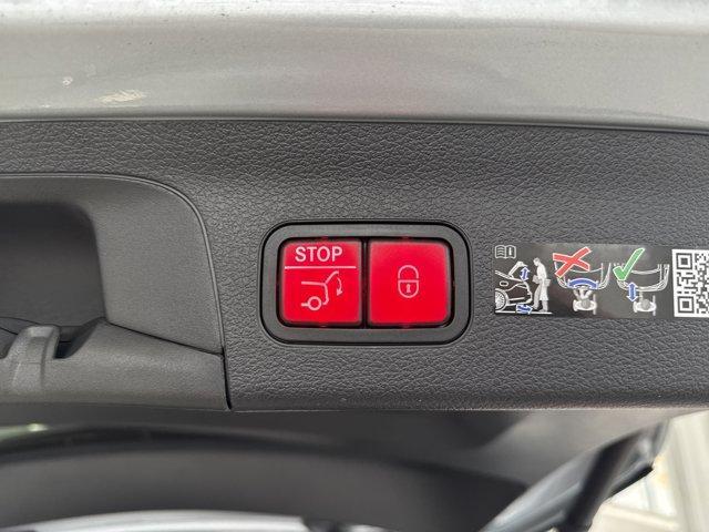 new 2026 Mercedes-Benz GLS 450 car, priced at $97,694