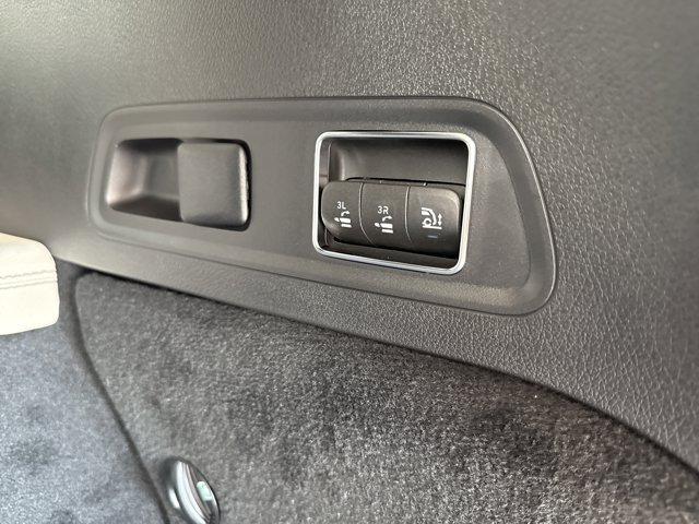 new 2026 Mercedes-Benz GLS 450 car, priced at $97,529