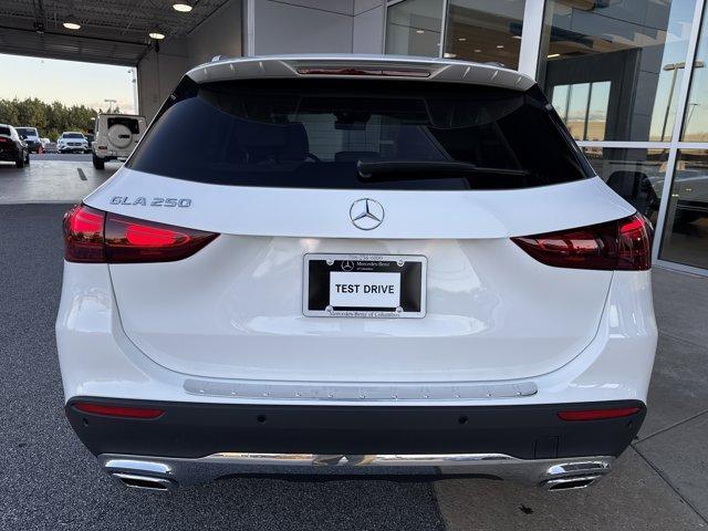 new 2026 Mercedes-Benz GLA 250 car, priced at $48,219