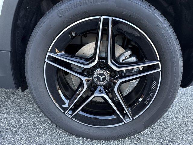 new 2026 Mercedes-Benz GLA 250 car, priced at $48,219