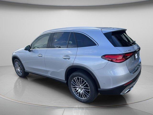 new 2025 Mercedes-Benz GLC 300 car, priced at $57,074