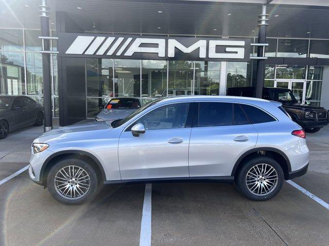 new 2025 Mercedes-Benz GLC 300 car, priced at $57,074