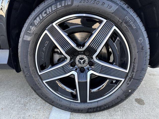 new 2026 Mercedes-Benz GLC 300 car, priced at $58,464