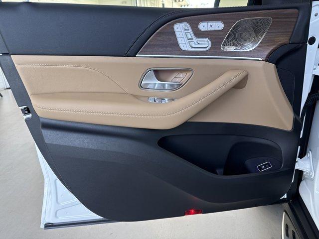 new 2026 Mercedes-Benz GLS 450 car, priced at $103,549