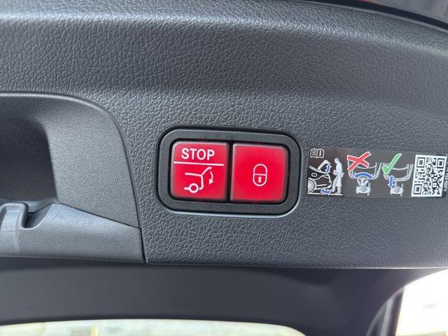 new 2026 Mercedes-Benz GLE 450 car, priced at $89,264