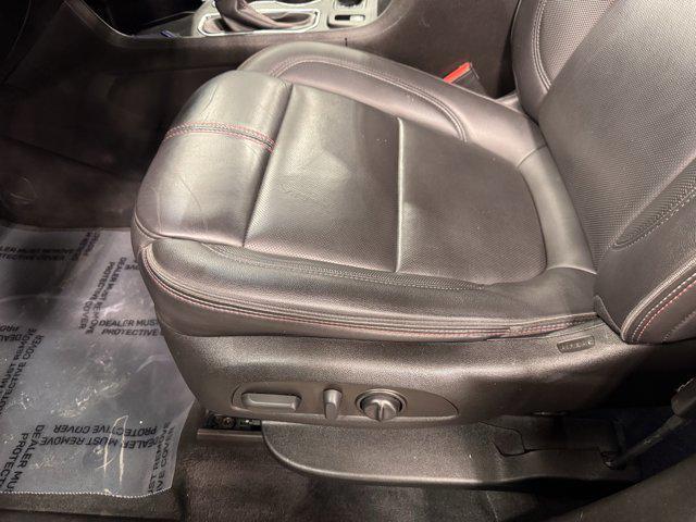 used 2022 Chevrolet Traverse car, priced at $29,430