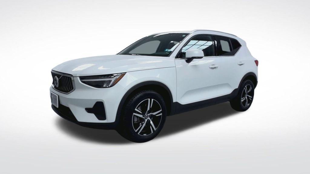 used 2025 Volvo XC40 car, priced at $32,995