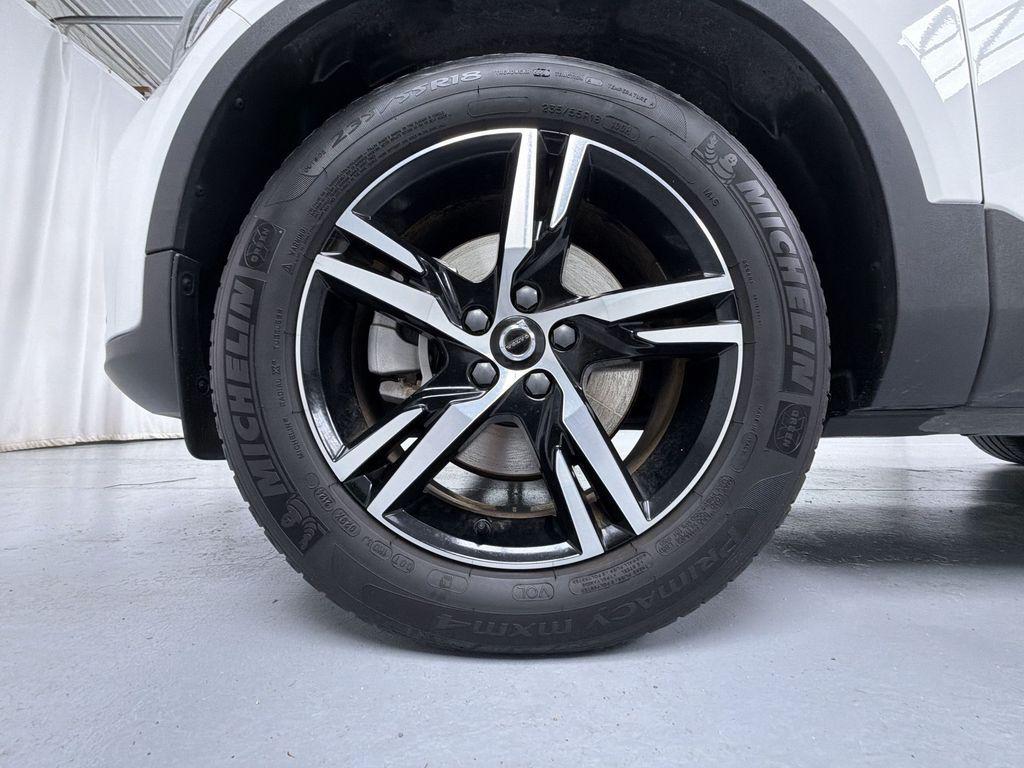 used 2025 Volvo XC40 car, priced at $32,995