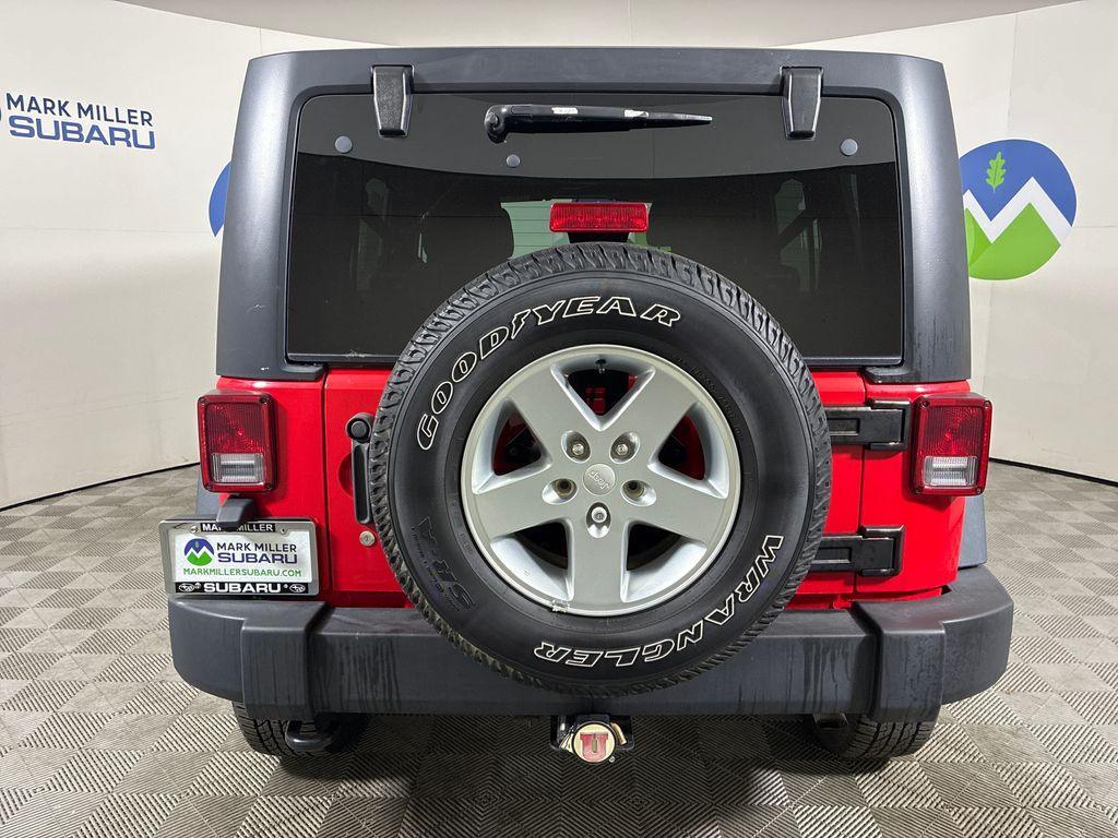 used 2015 Jeep Wrangler Unlimited car, priced at $16,111