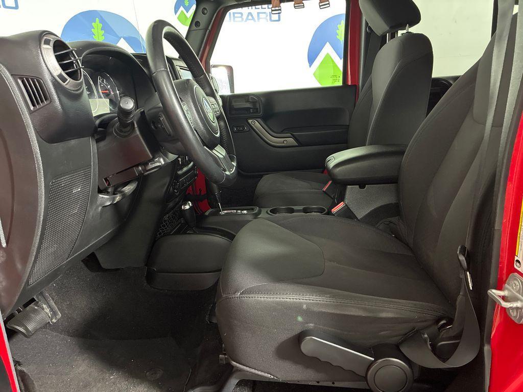 used 2015 Jeep Wrangler Unlimited car, priced at $16,111