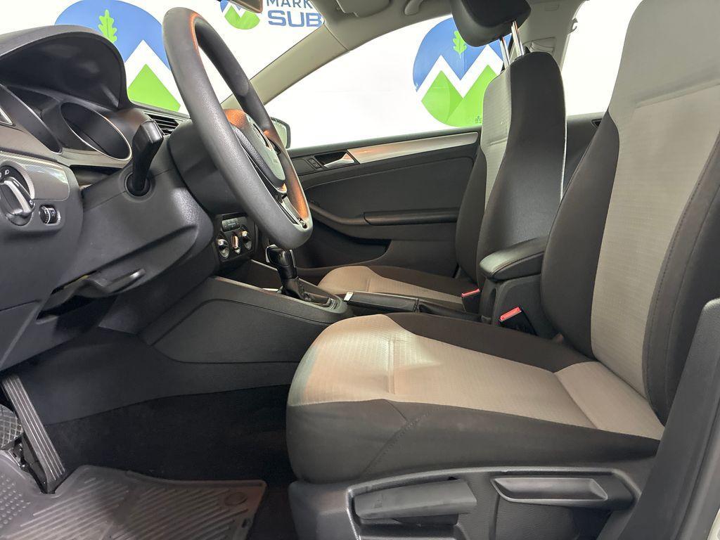 used 2018 Volkswagen Jetta car, priced at $8,913