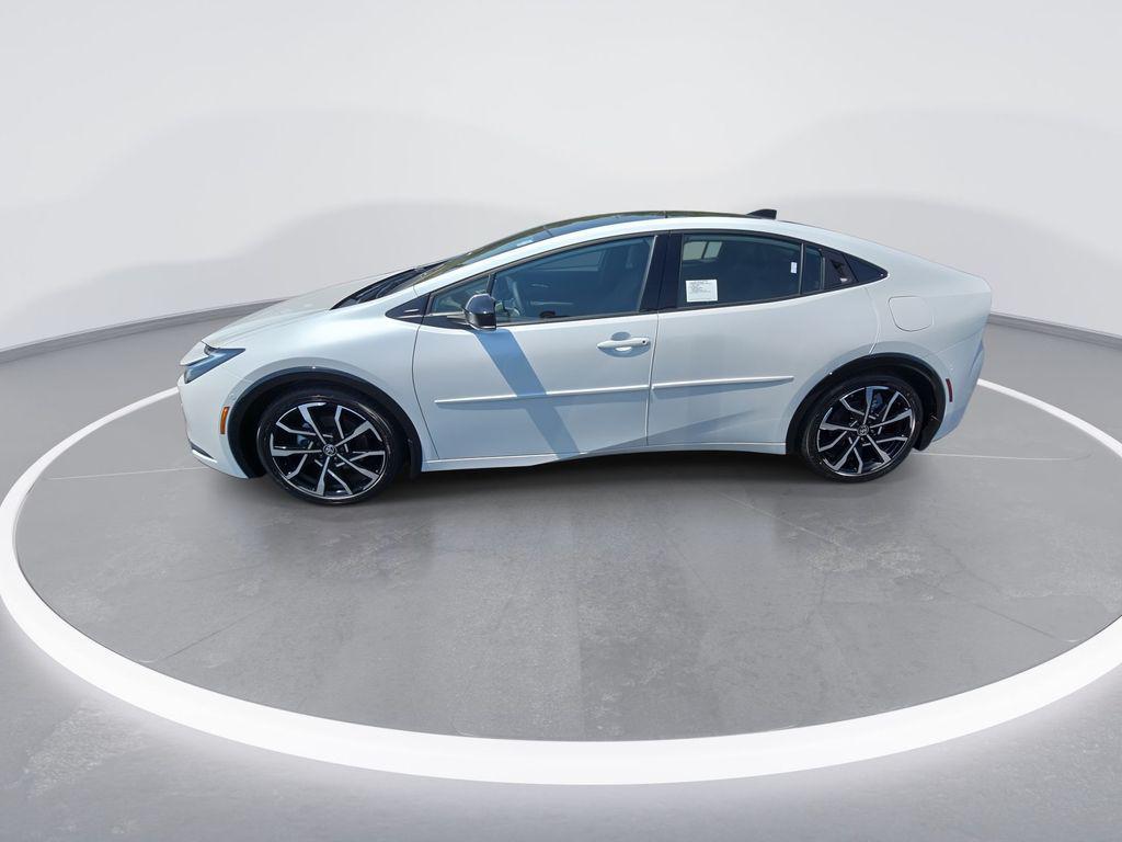 new 2025 Toyota Prius Plug-In Hybrid car, priced at $44,029