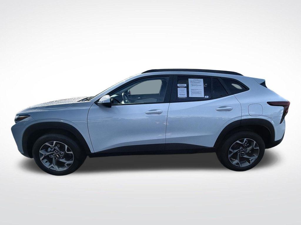 used 2025 Chevrolet Trax car, priced at $24,464