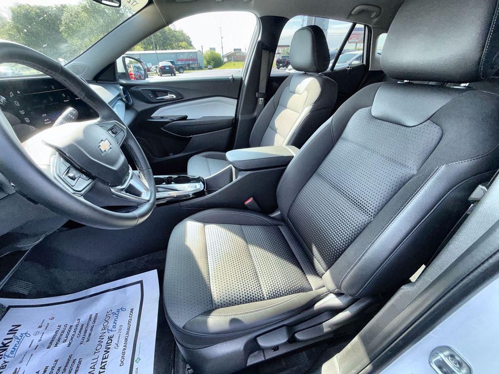 used 2025 Chevrolet Trax car, priced at $24,464