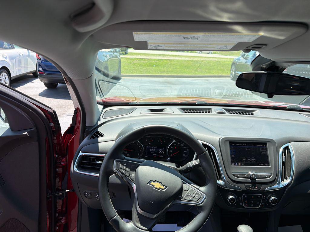 used 2023 Chevrolet Equinox car, priced at $23,389