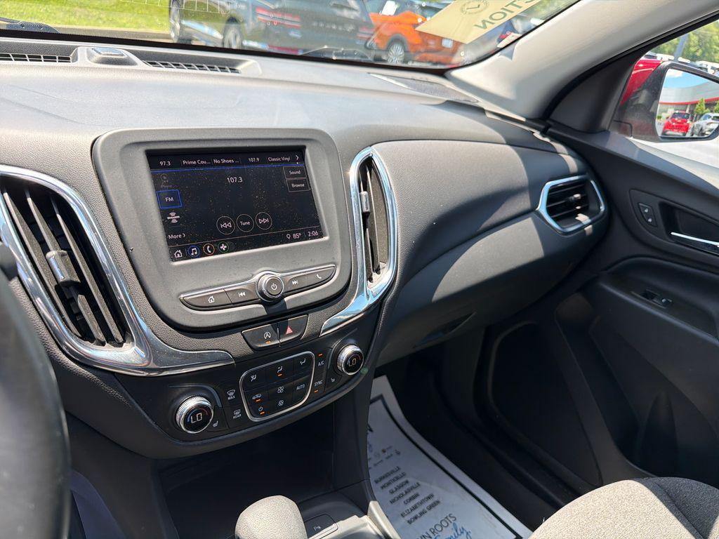 used 2023 Chevrolet Equinox car, priced at $23,389