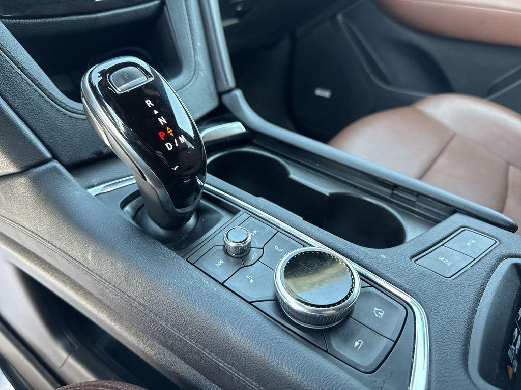 used 2021 Cadillac XT5 car, priced at $32,419