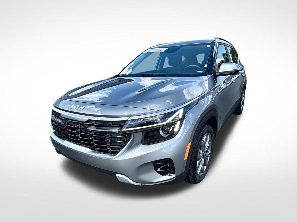 used 2024 Kia Seltos car, priced at $22,584